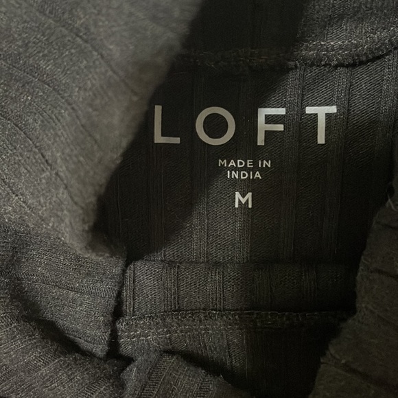 Loft Top - Picture 2 of 2